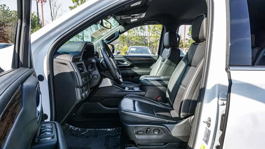 2024 Chevrolet Suburban Premier
