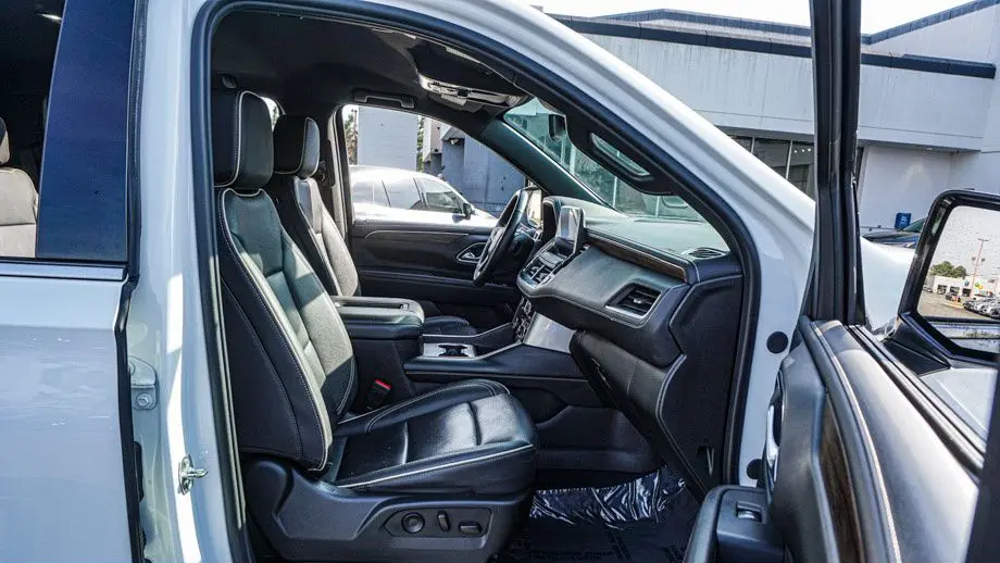 2024 Chevrolet Suburban Premier