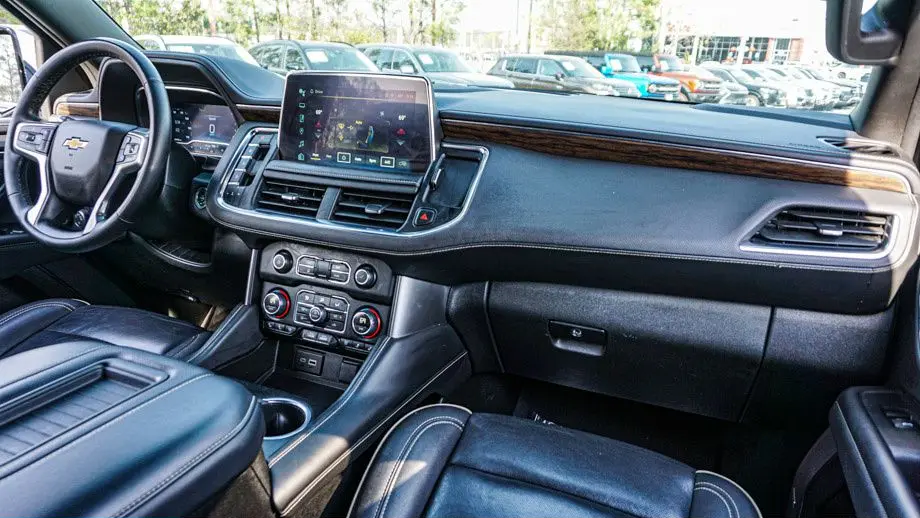 2024 Chevrolet Suburban Premier