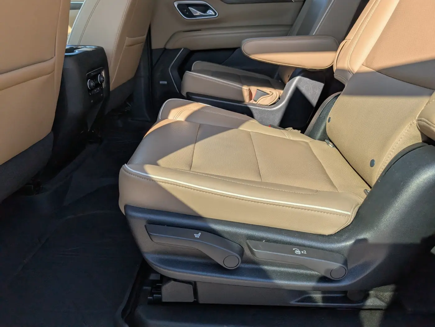 2021 Chevrolet Suburban - $27,992