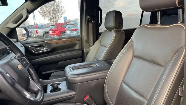 2024 Chevrolet Suburban Premier