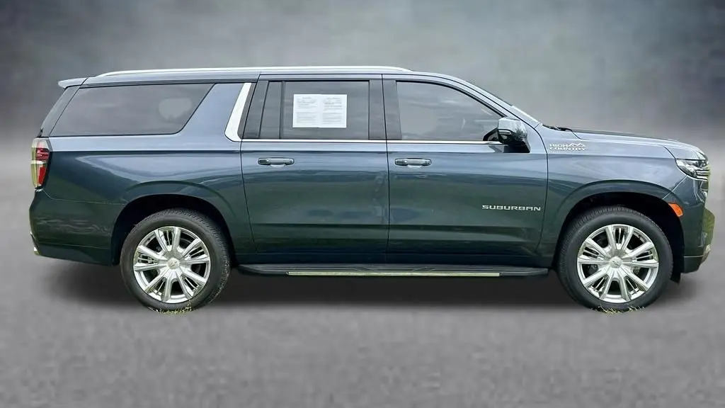 2021 Chevrolet Suburban High Country