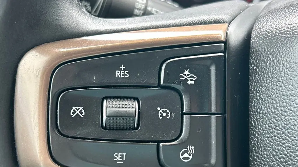 2021 Chevrolet Suburban High Country