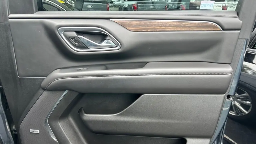2021 Chevrolet Suburban High Country