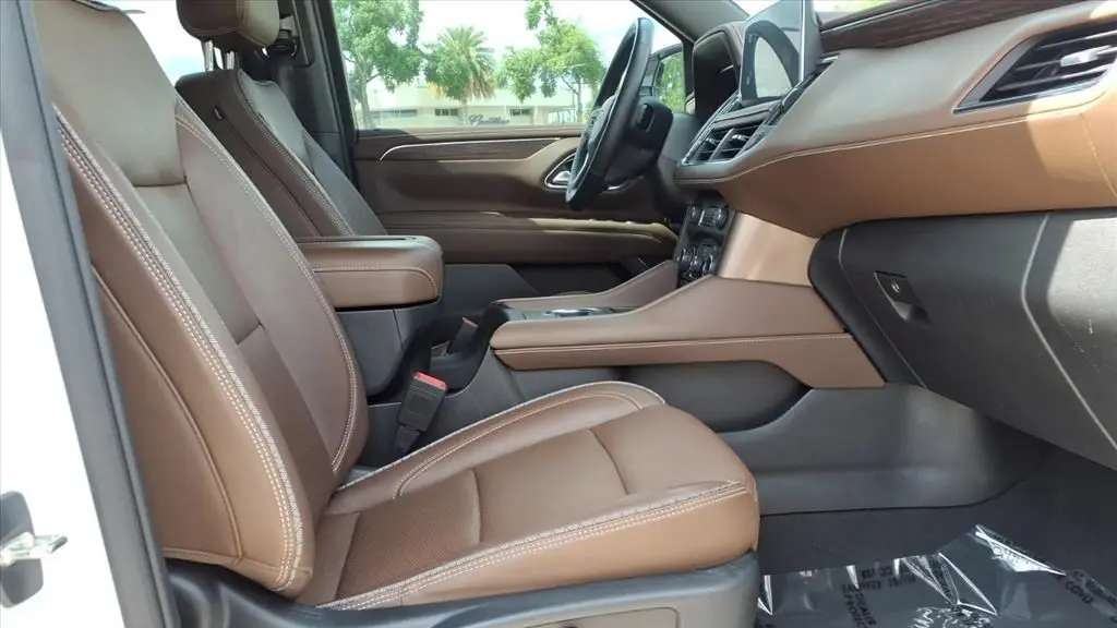 2022 Chevrolet Suburban High Country