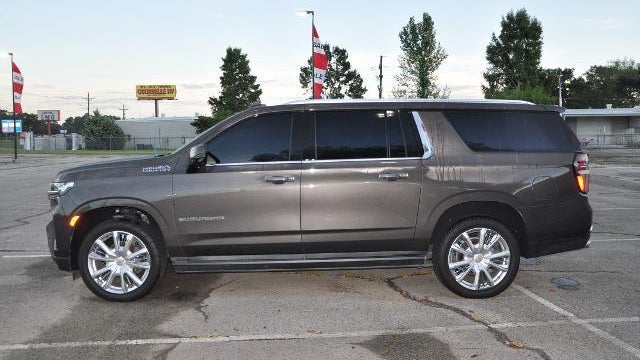 2021 Chevrolet Suburban High Country