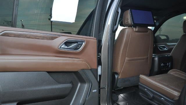 2021 Chevrolet Suburban High Country