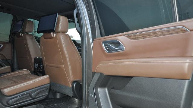 2021 Chevrolet Suburban High Country
