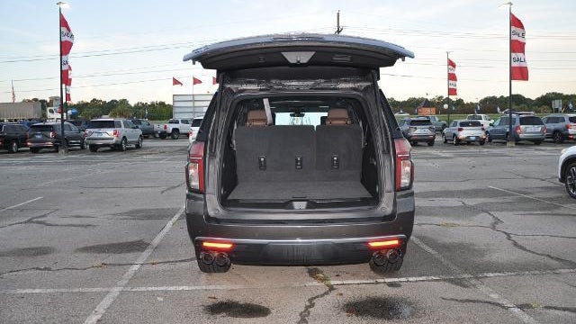 2021 Chevrolet Suburban High Country