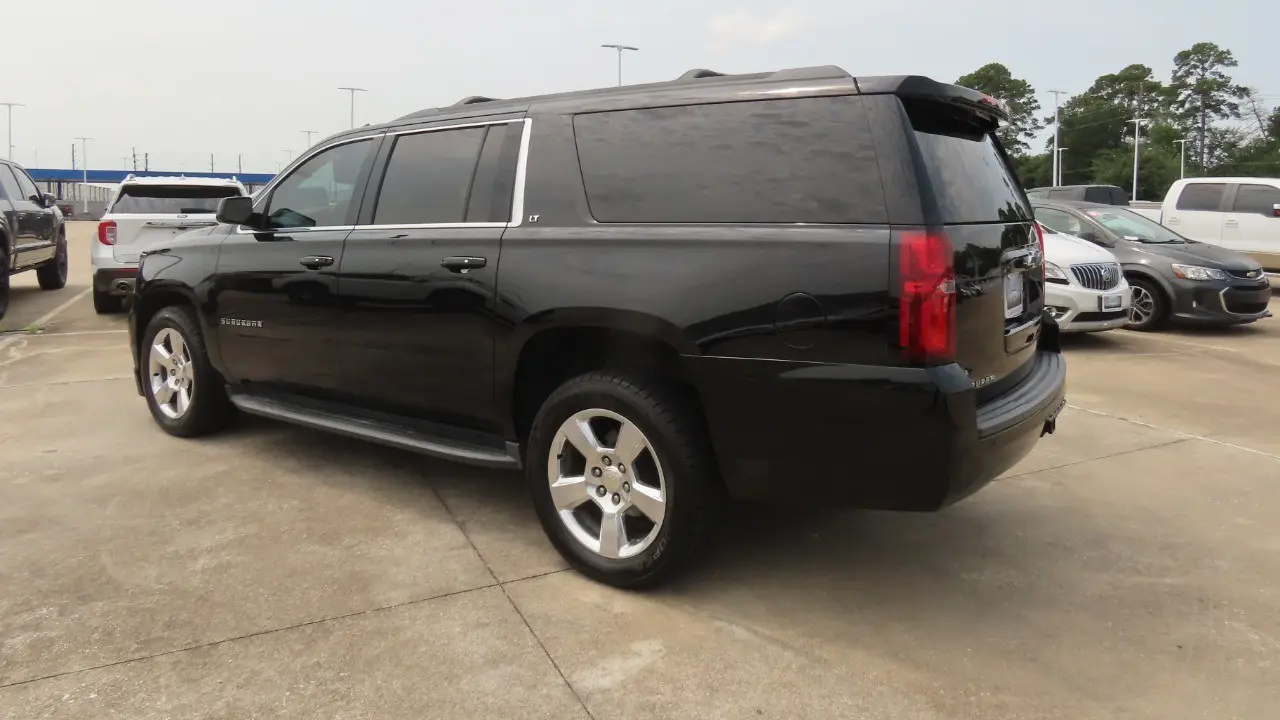 2016 Chevrolet Suburban LT