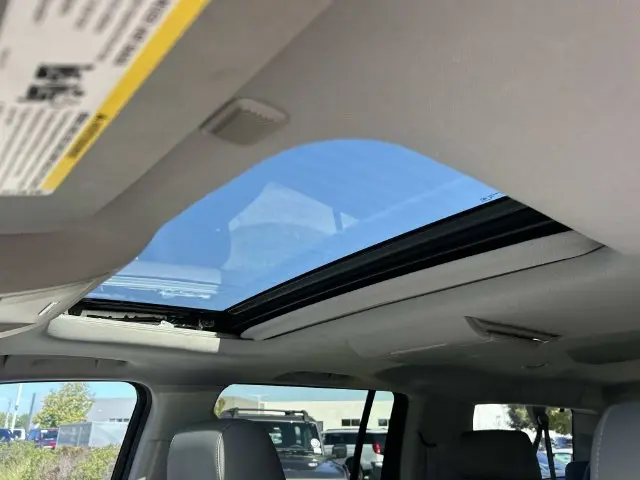 2016 Chevrolet Suburban - $12,525