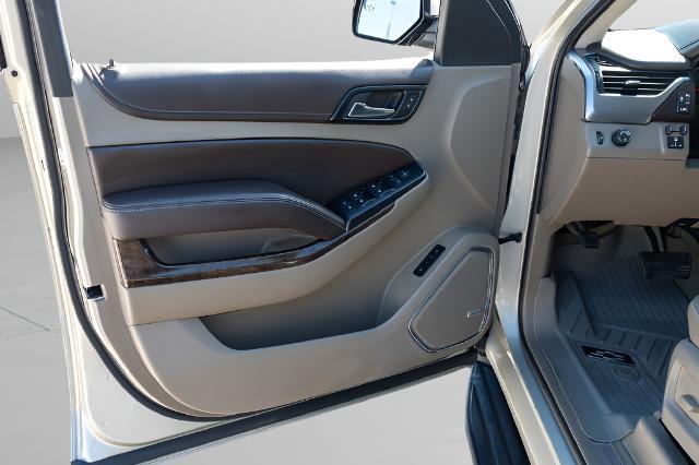 2016 Chevrolet Suburban - $13,991