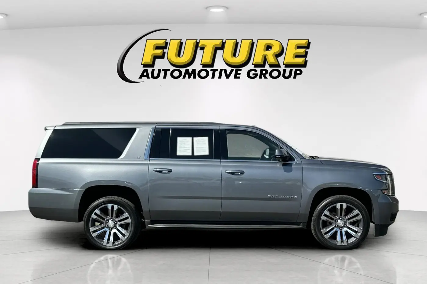 2019 Chevrolet Suburban - $19,400