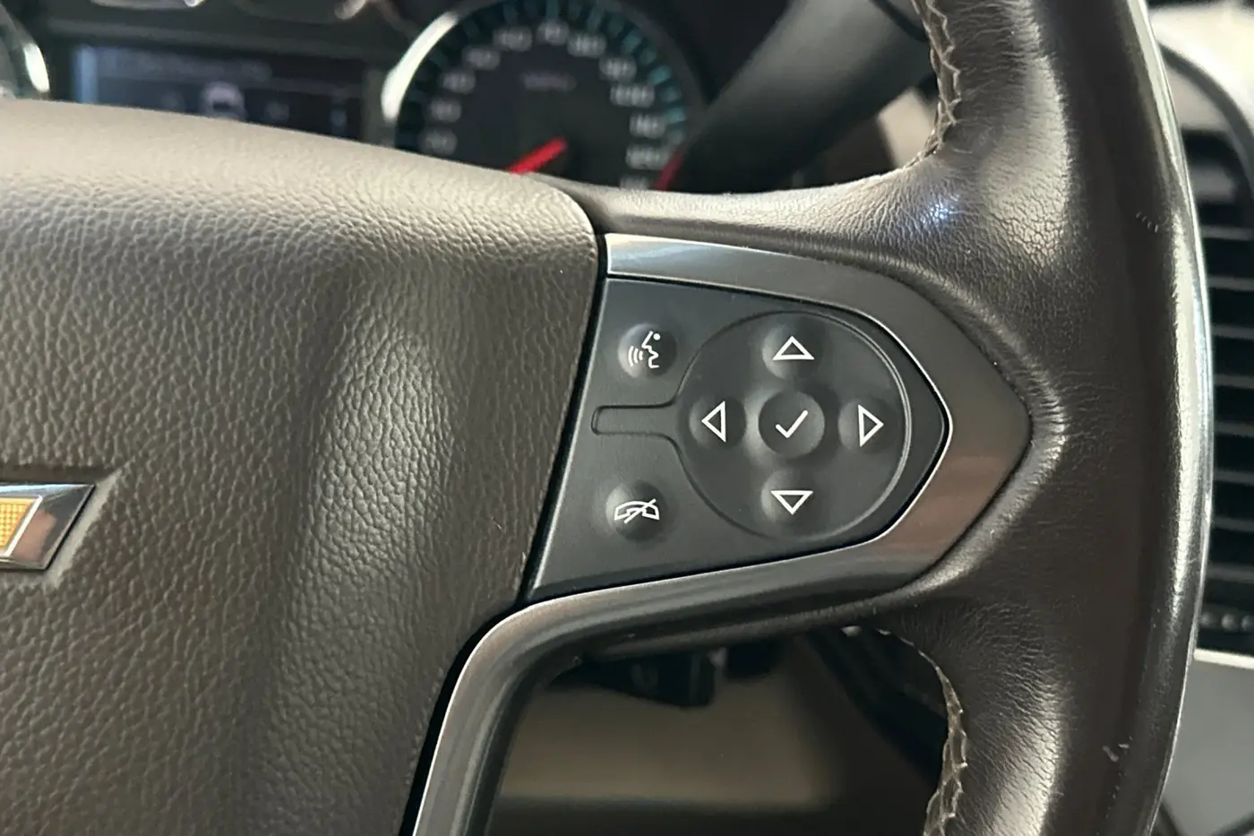 2019 Chevrolet Suburban - $19,400