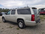 2014 Suburban Thumbnail 6