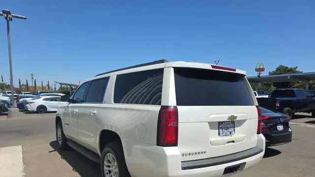 2015 Chevrolet Suburban LT