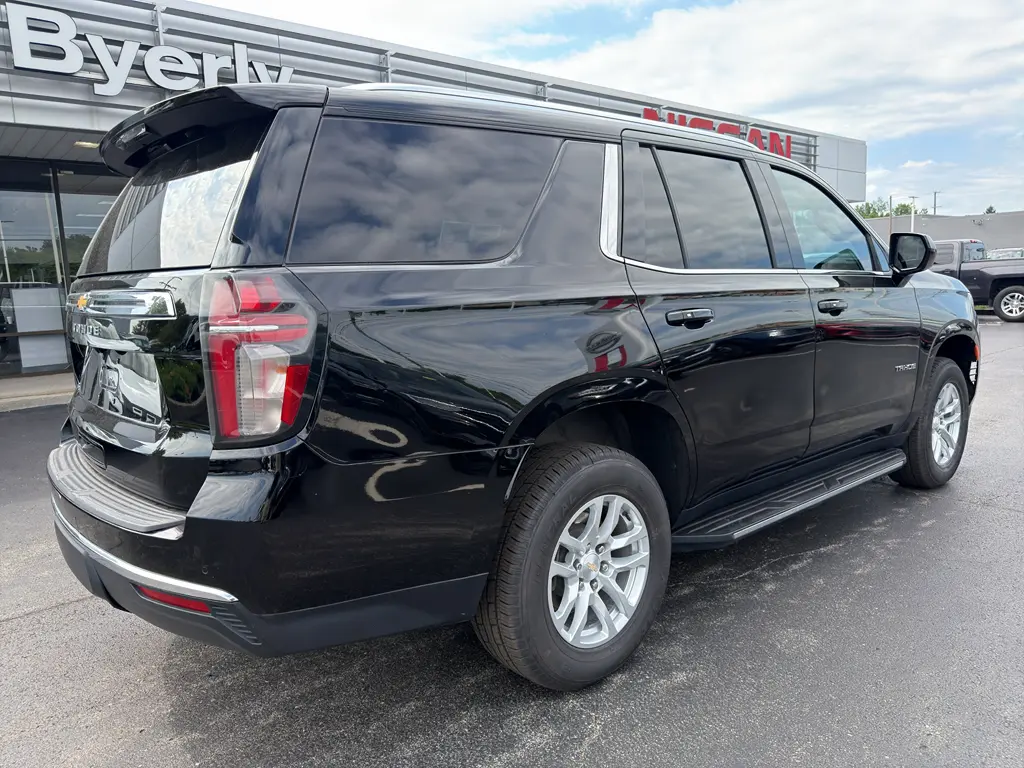 2023 Chevrolet Tahoe - $41,995
