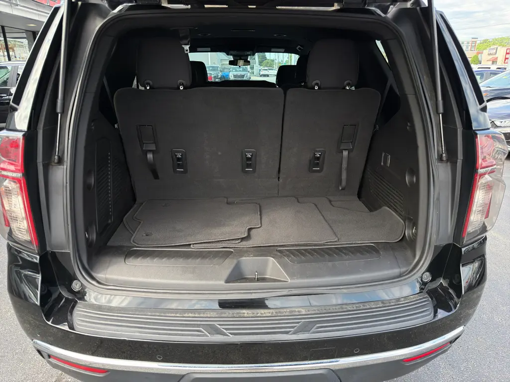 2023 Chevrolet Tahoe - $41,995