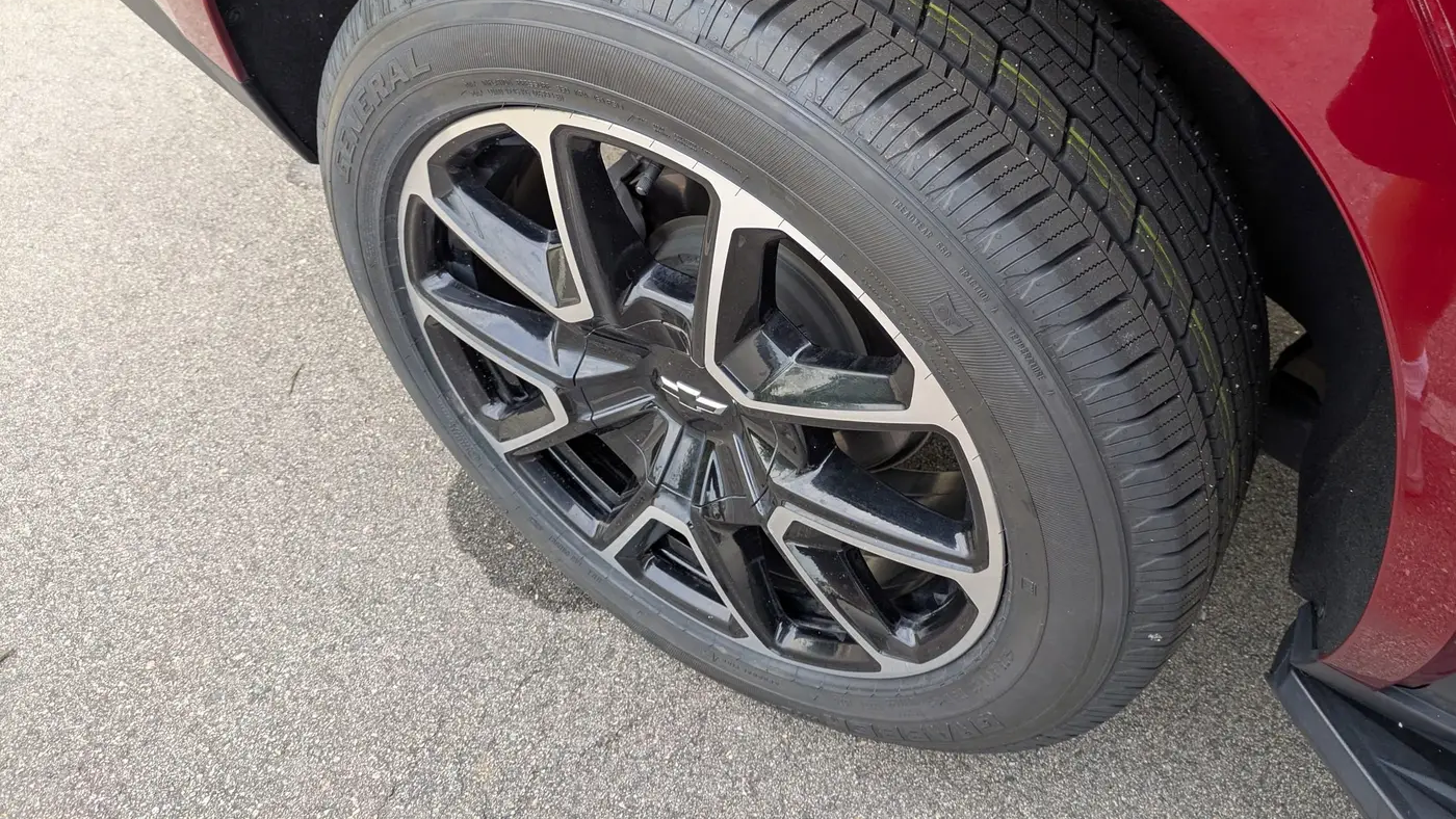 2023 Chevrolet Tahoe RST