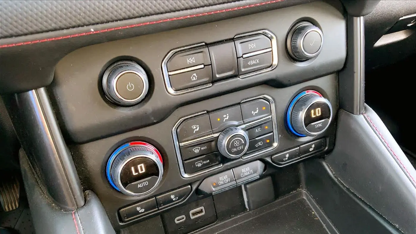 2024 Chevrolet Tahoe RST