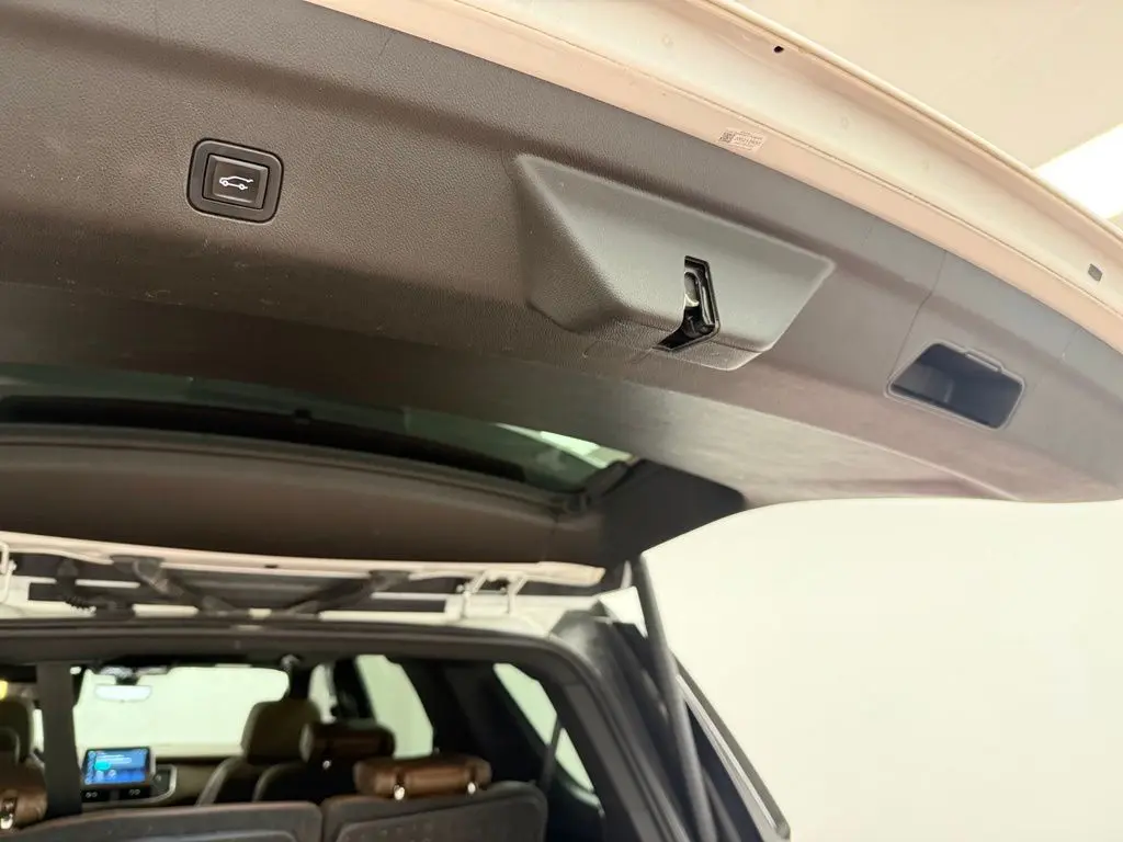 2022 Chevrolet Tahoe - $47,275