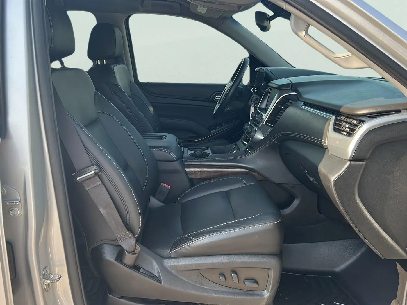 2020 Chevrolet Tahoe - $33,925
