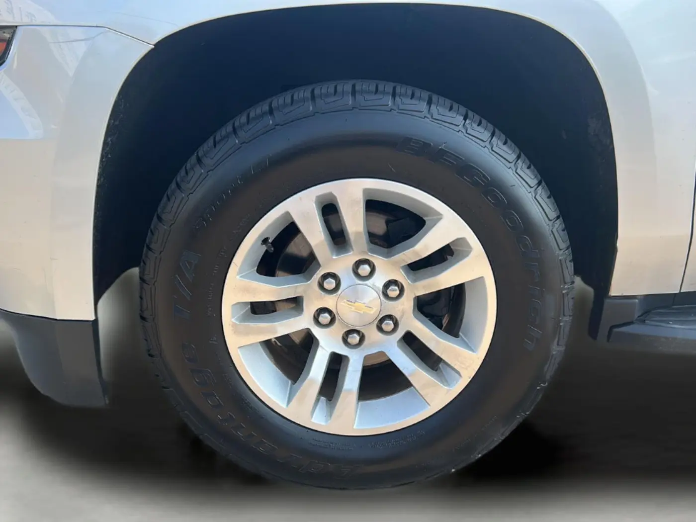 2020 Chevrolet Tahoe - $33,925