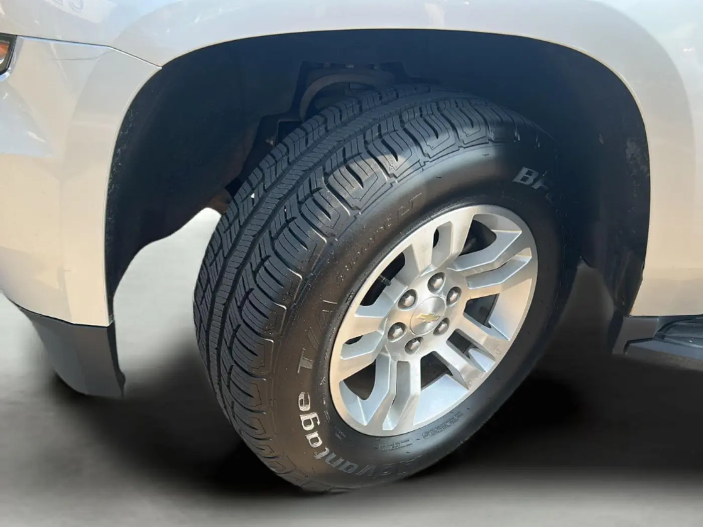 2020 Chevrolet Tahoe - $33,925