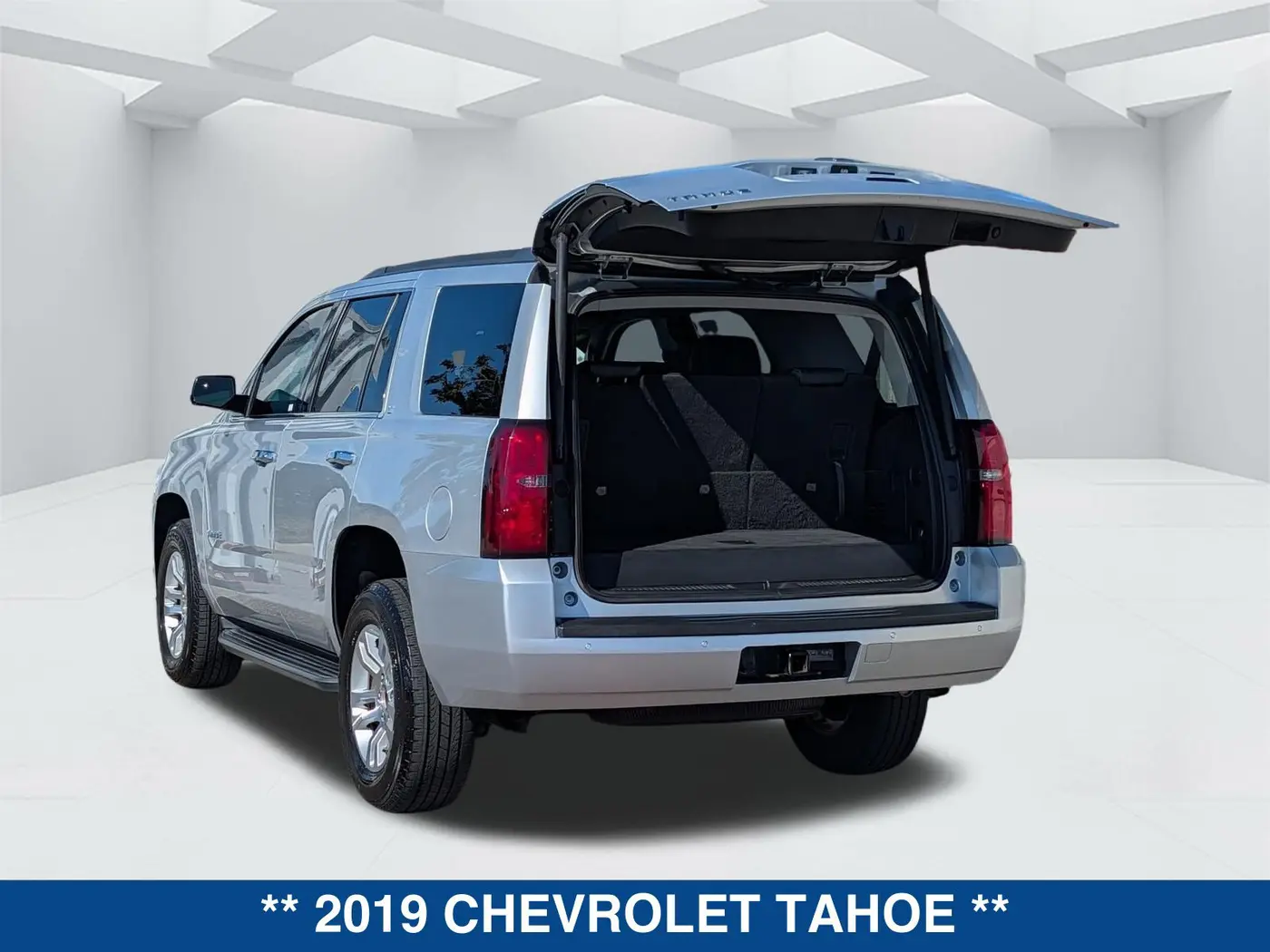 2019 Chevrolet Tahoe - $20,299