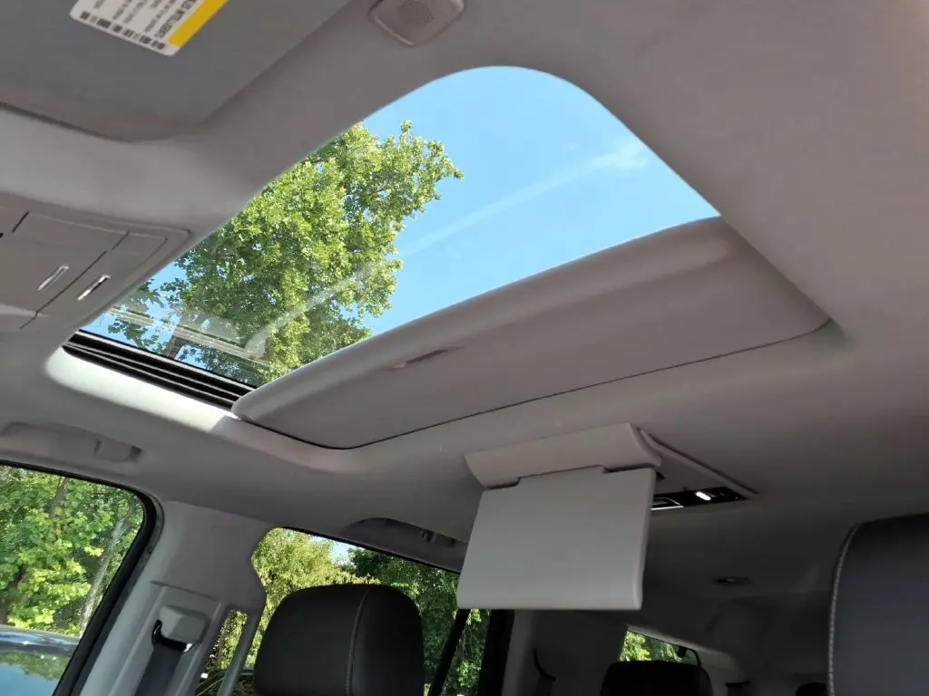 2018 Chevrolet Tahoe - $27,997