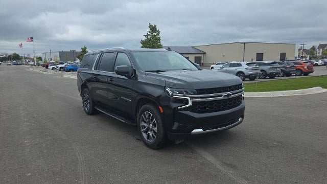 2023 Chevrolet Suburban LS