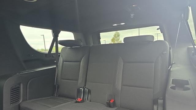 2023 Chevrolet Suburban LS