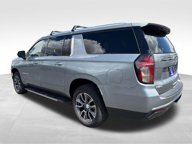 2023 Chevrolet Suburban LS — photo 1 of 12