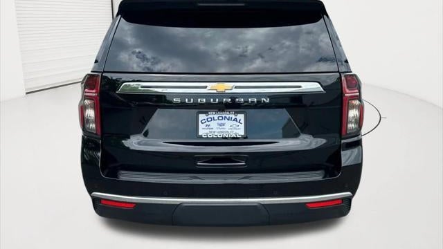 2024 Chevrolet Suburban LS