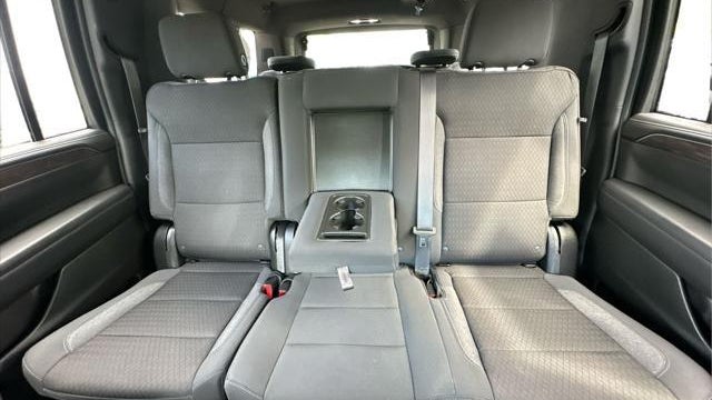 2024 Chevrolet Suburban LS