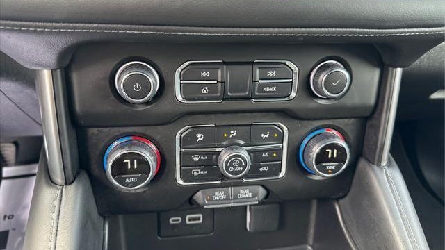 2024 Chevrolet Suburban LS