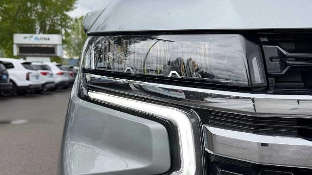 2024 Chevrolet Suburban LS