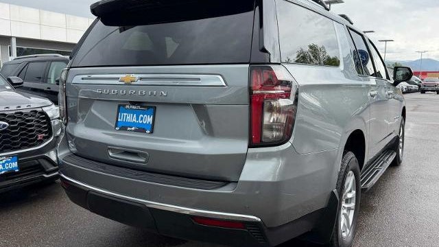 2024 Chevrolet Suburban LS