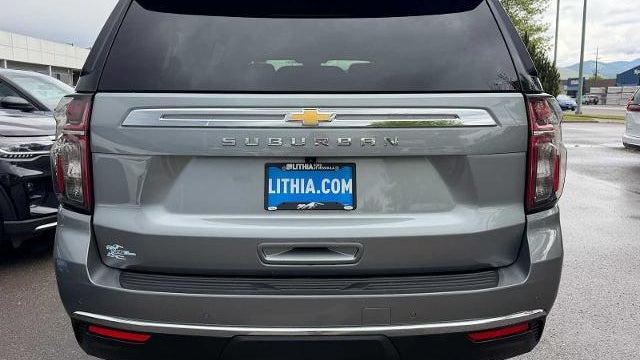 2024 Chevrolet Suburban LS