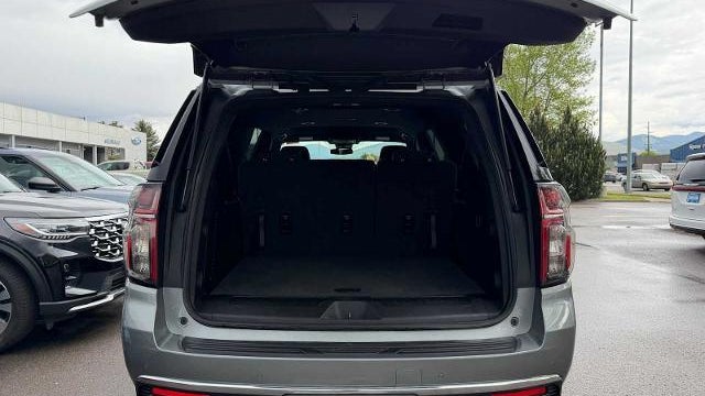 2024 Chevrolet Suburban LS