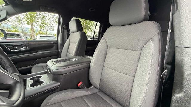 2024 Chevrolet Suburban LS