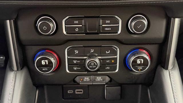 2024 Chevrolet Suburban LS
