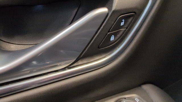 2022 Chevrolet Suburban LS