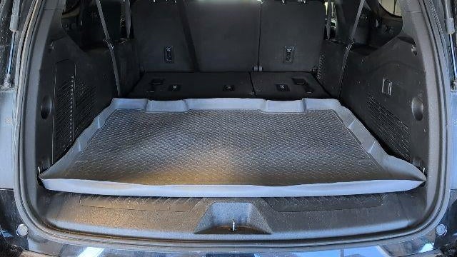 2022 Chevrolet Suburban LS