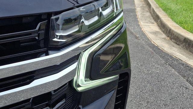 2023 Chevrolet Suburban LS