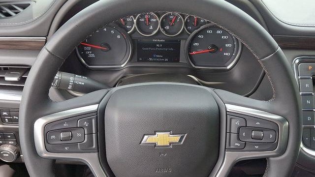 2023 Chevrolet Suburban LS