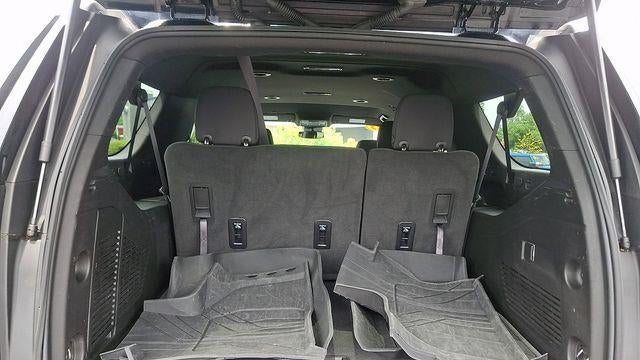 2023 Chevrolet Suburban LS