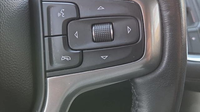 2023 Chevrolet Suburban LS