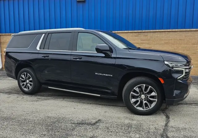 2023 Chevrolet Suburban - $39,950