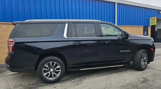 2023 Chevrolet Suburban - $39,950